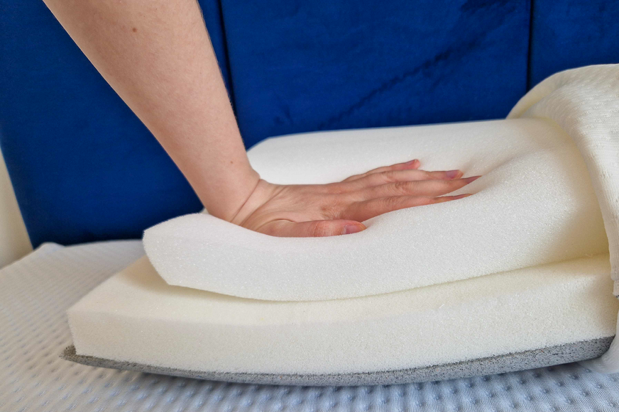 Emma Premium pillow soft layer